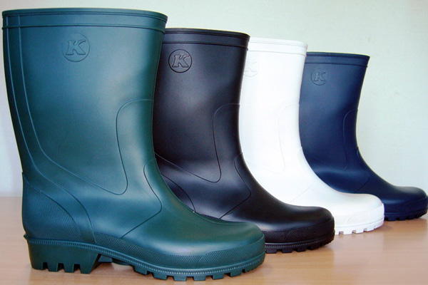 Výrobca gumákov zateplených gumákov domácej pracovnej obuvi Poľsko - slide 02